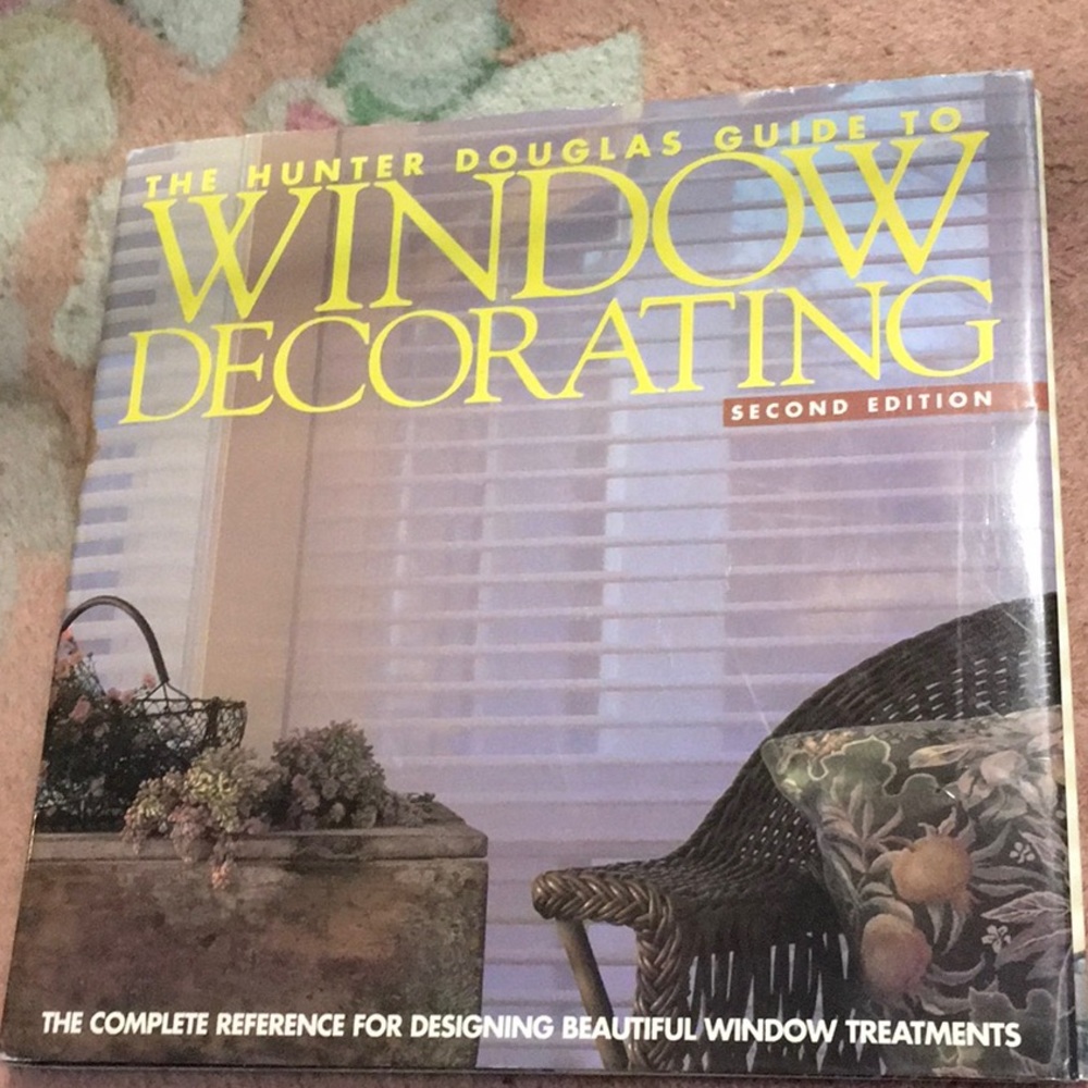 NWT, HUNTER DOUGLAS GUIDE WINDOW DECORATING 2nd Edition Hardcover